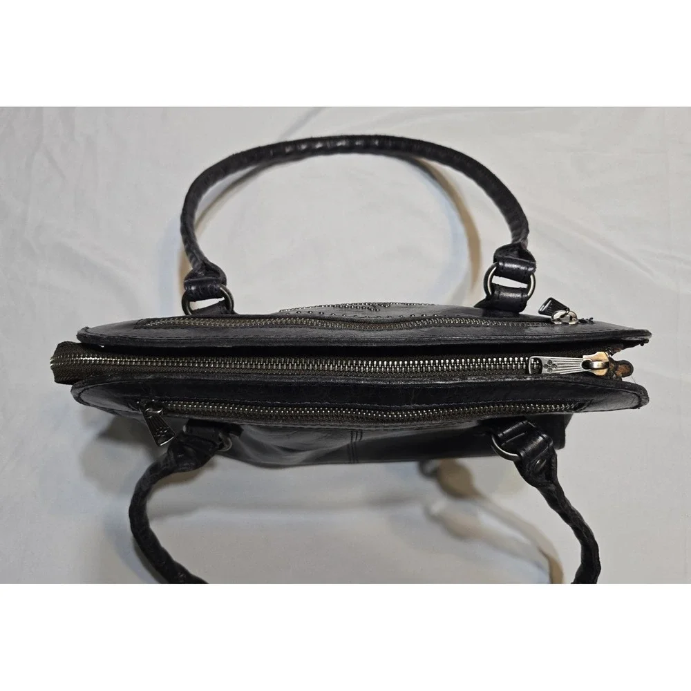 Patricia Nash Studded Distressed Glaze Calvi Satchel Black Leather Lined Zip Up